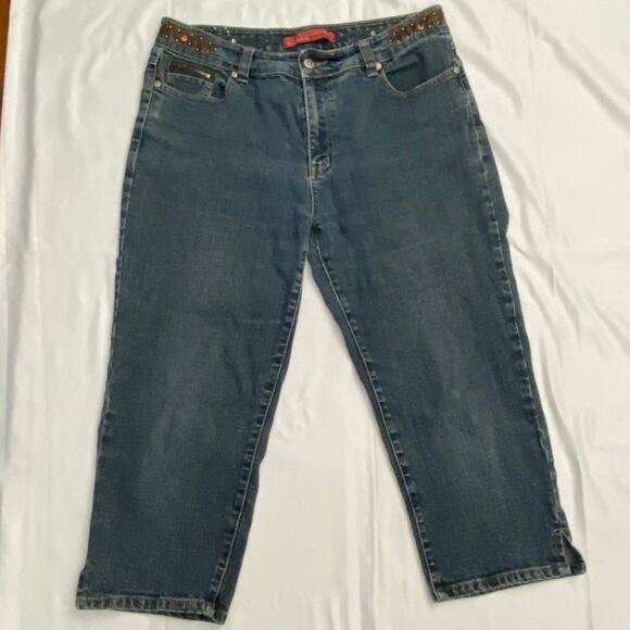Cosmopolitan Jeanswea 24 waist Cropped Denim Jeans Embroidered Rhinestone Strap - Picture 3 of 12